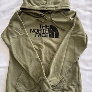 The North Face women’s Hoodie